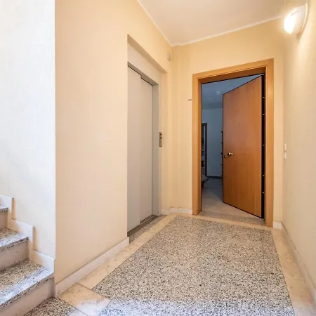 شقة Viserba Cozy Studio W/ Balcony ريميني
