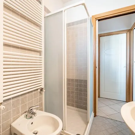 Viserba Cozy Studio W/ Balcony Rimini